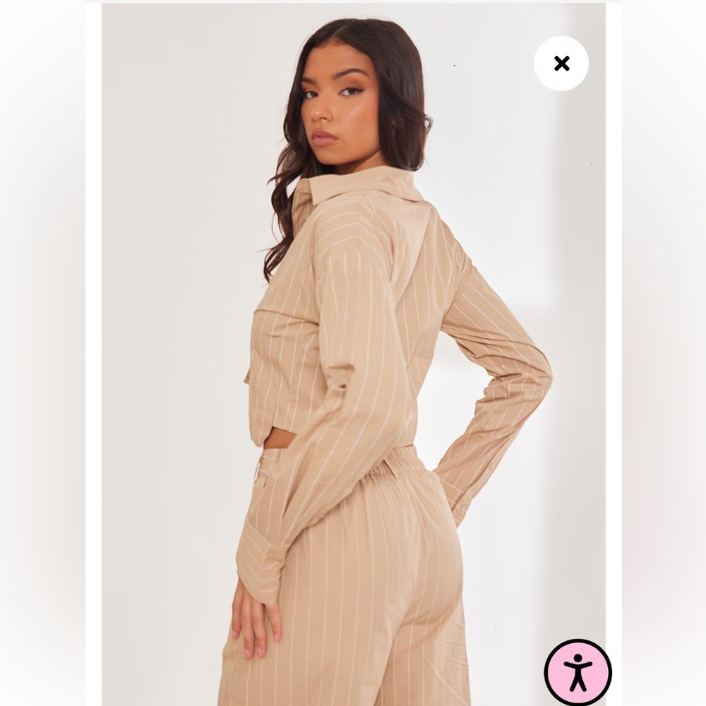 PrettyLittleThing•Stone Poplin Pinstripe Pocket Detail Cropped Shirt NWT 4 - Picture 2 of 3